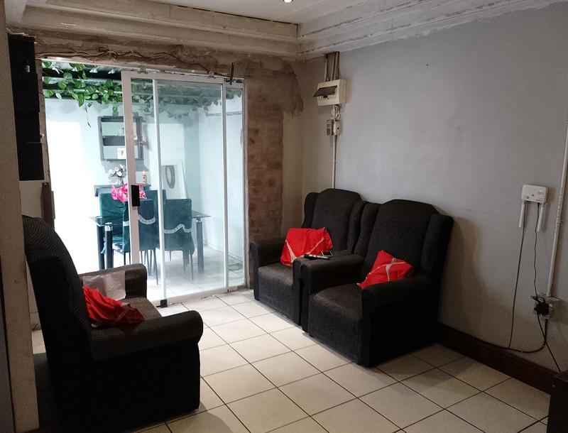 2 Bedroom Property for Sale in The Hague Western Cape